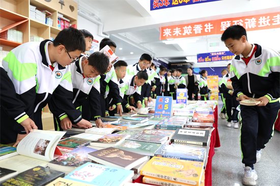 延吉新华书店精彩活动助力书博会_fororder_图片7