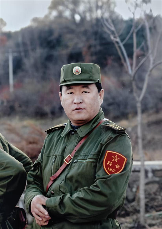 第四届吉林省“最美退役军人”张法利：戎装换警装  兵心守好“百姓事”_fororder_吉林张法利1