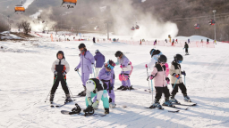 冰雪假期上线，亲子共享欢趣