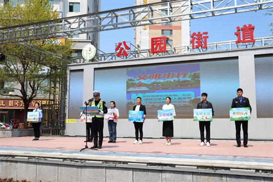 延吉市举行文明行为促进活动启动仪式暨端午节市民文化展演_fororder_图片4