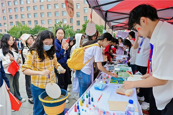 长春中医药大学举办“铸牢中华民族共同体意识”教育活动暨第十八届民族文化节_fororder_图片 2