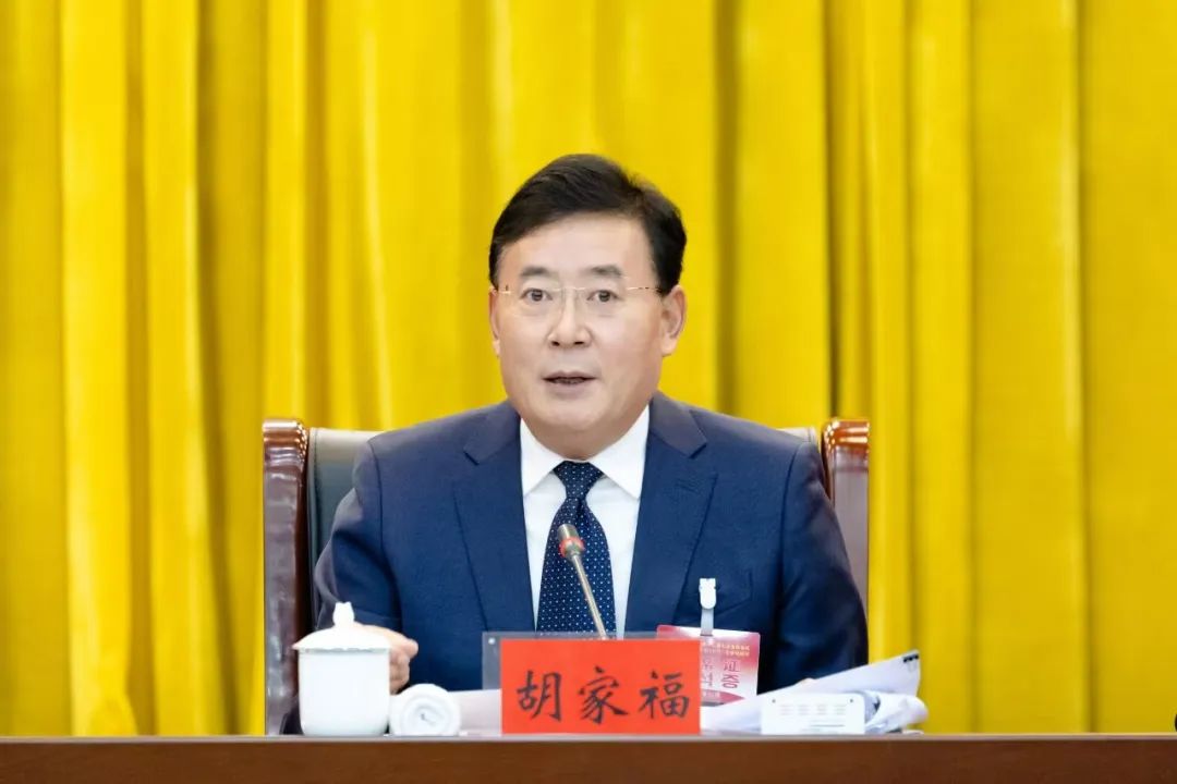 中共延边州委十二届七次全体会议召开