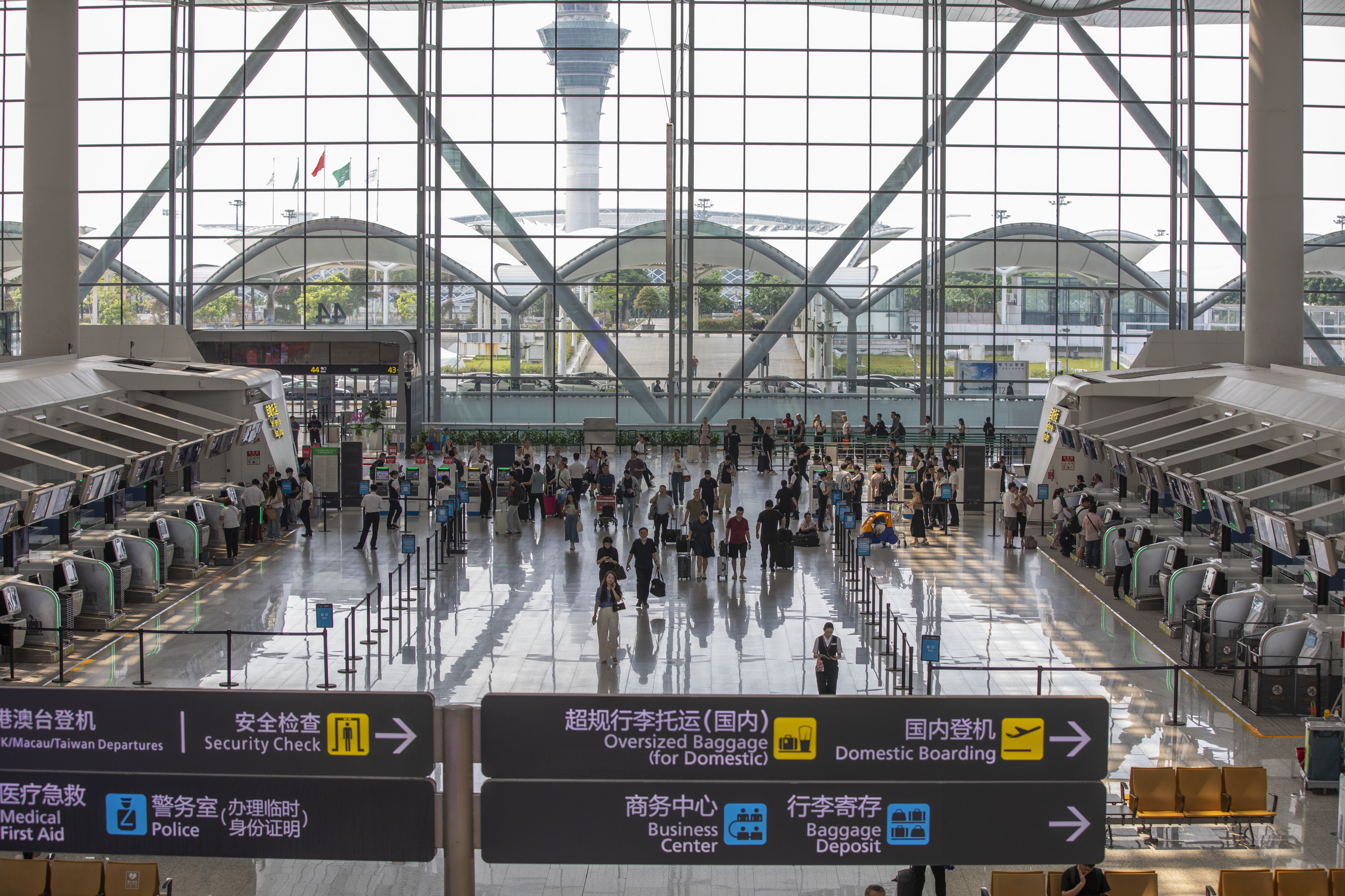 广州白云国际机场2024年旅客吞吐量7636.9万人次