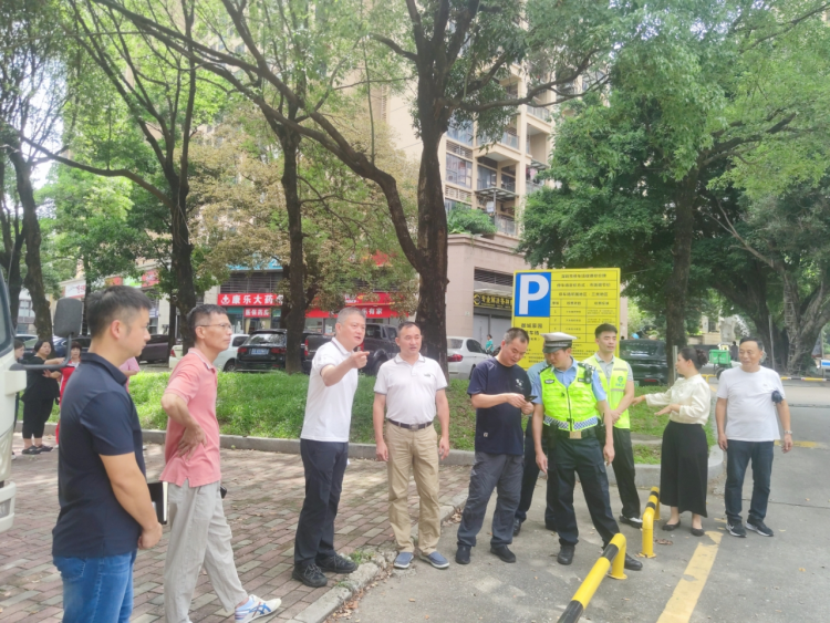 深圳横岗：定制公交专线开通 便民惠民解民忧_fororder_公交3