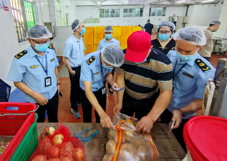广东惠州：监督落到“食”处，守护校园食品安全_fororder_3