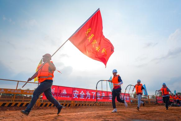 七十二载匠心传承 勇担湾区建设脊梁 ——广东建工控股以高质量发展服务经济社会发展大局_fororder_图片7