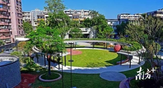 魅力新华：老与新的辩证法