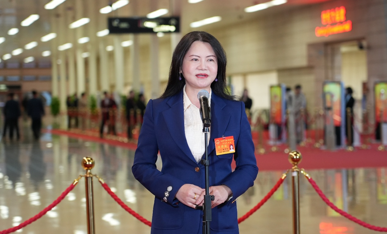 聚焦广州两会|  人大代表：代表的初衷在于创造“幸福感”_fororder_陈茵明