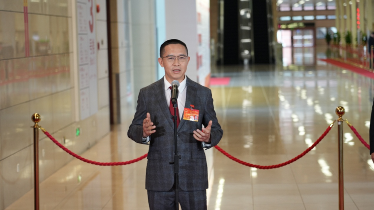 聚焦广州两会｜第二场代表通道开通：秉持以人民为中心，提升履职能力_fororder_3