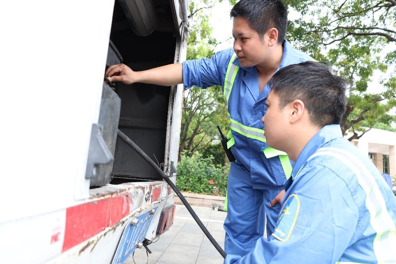 从军营到街头：广州95后退役军人的“硬核”环卫青春_fororder_5