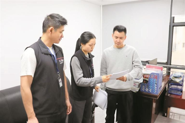 深圳龙华“三度”发力助企打通发展快车道_fororder_呜呜2