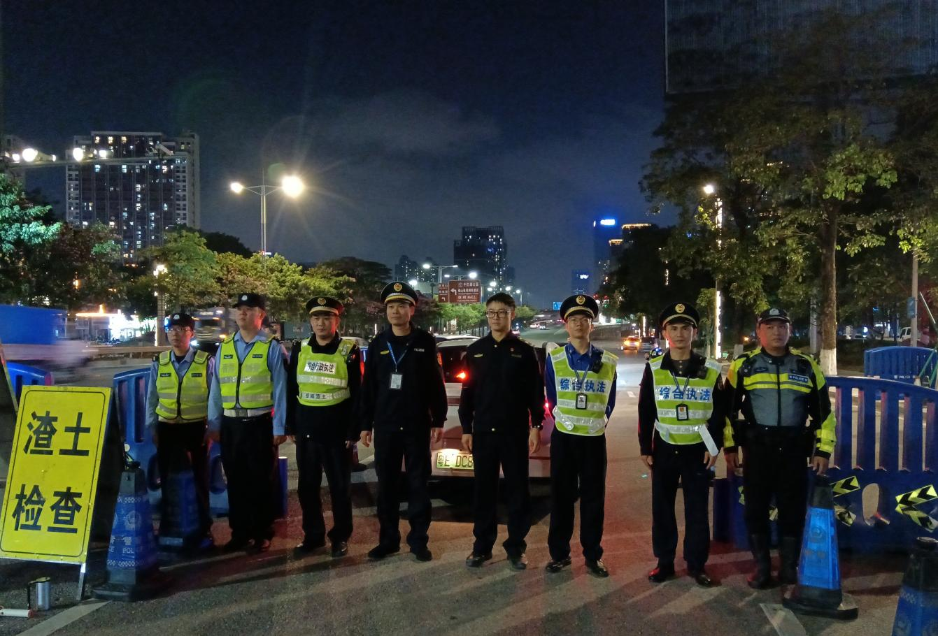 广州荔湾：打好“收存运处”组合拳，破解老城区装修垃圾清运难题_fororder_图片3