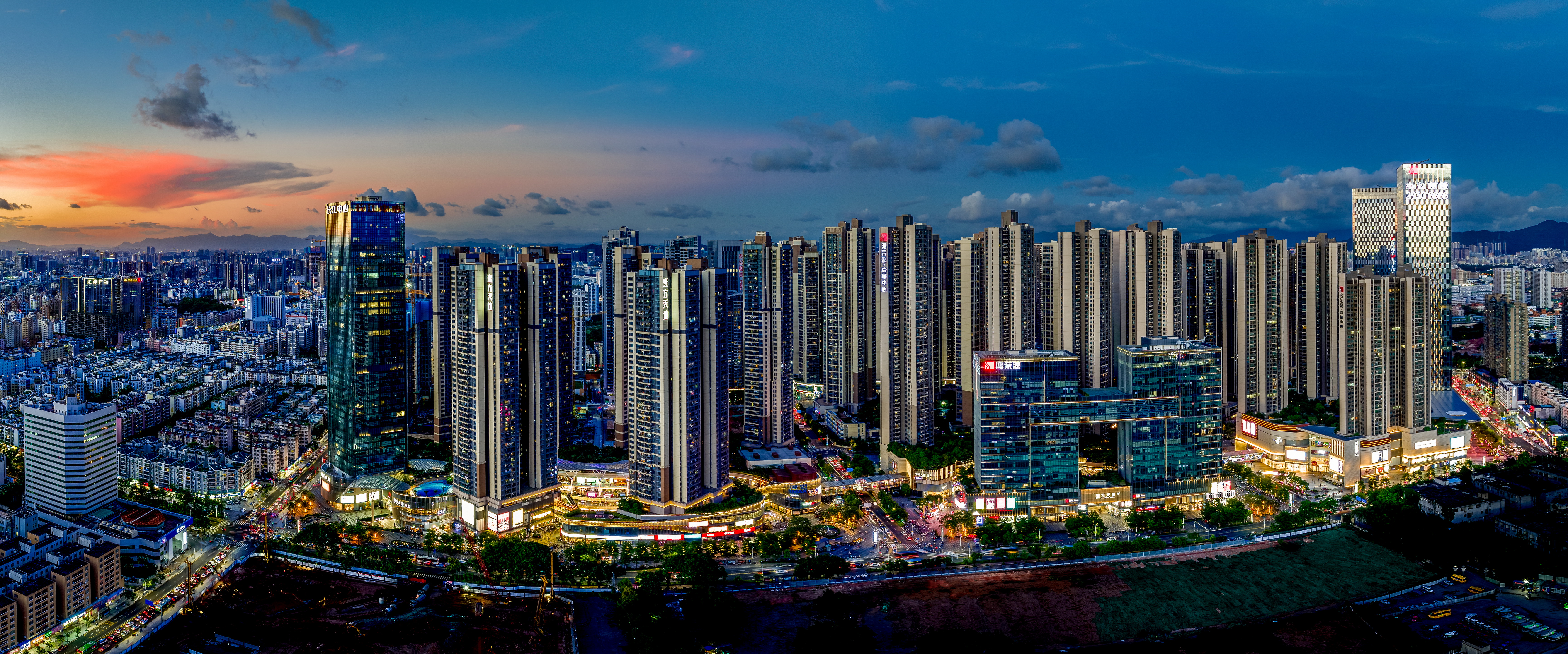 深圳龙华区“十四五”交出亮眼答卷：从制造大区到智造强区的跨越式发展_fororder_微信图片_20250824145731_406_92