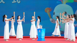 邓兆萍：为十五运执笔！扎根岭南织就时代华服