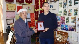 广州从化乡村放映员黄树辉荣获“全国宣传系统先进个人”称号