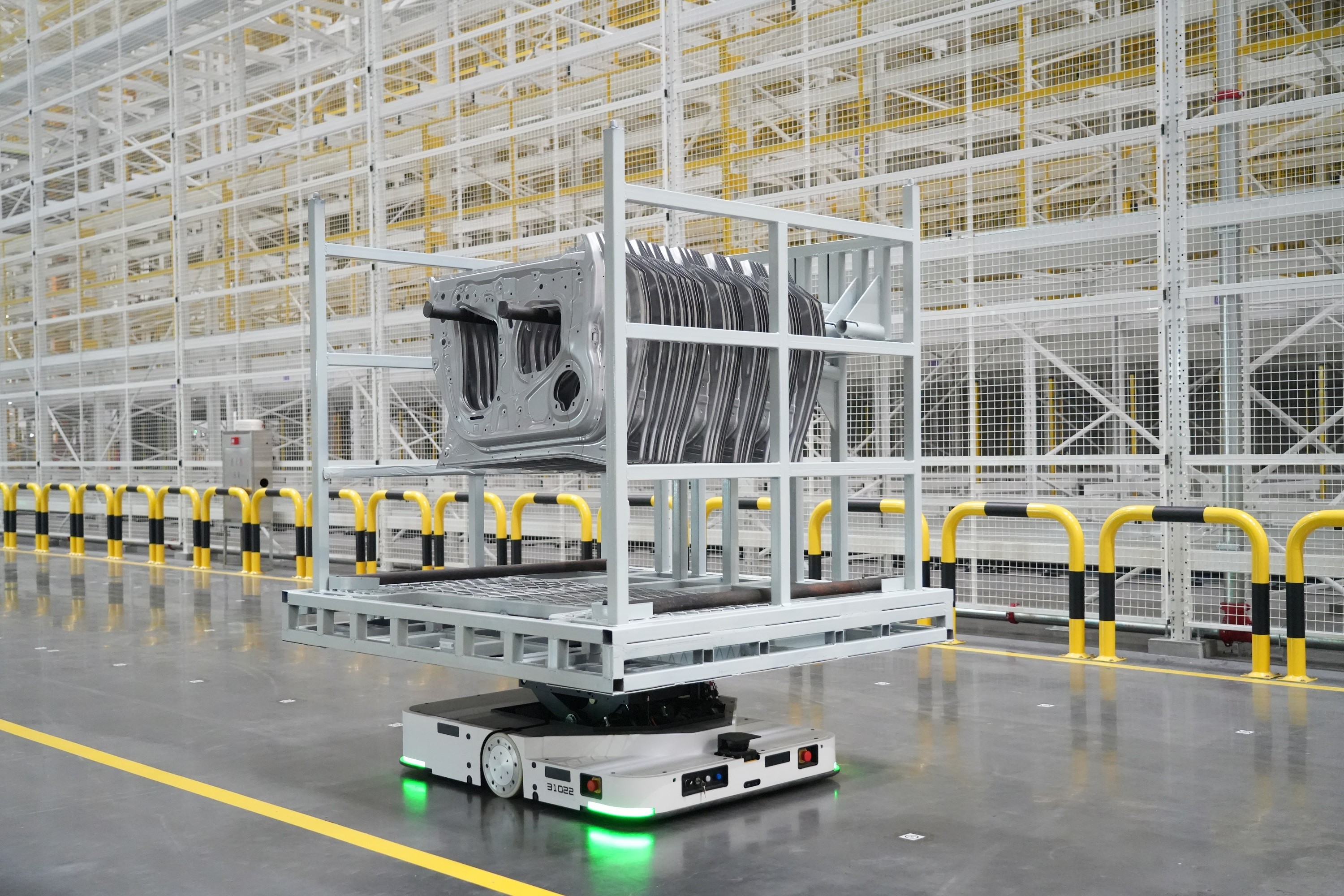 广州黄埔：汽车产业集群明显 数智化转型见证P7诞生_fororder_6