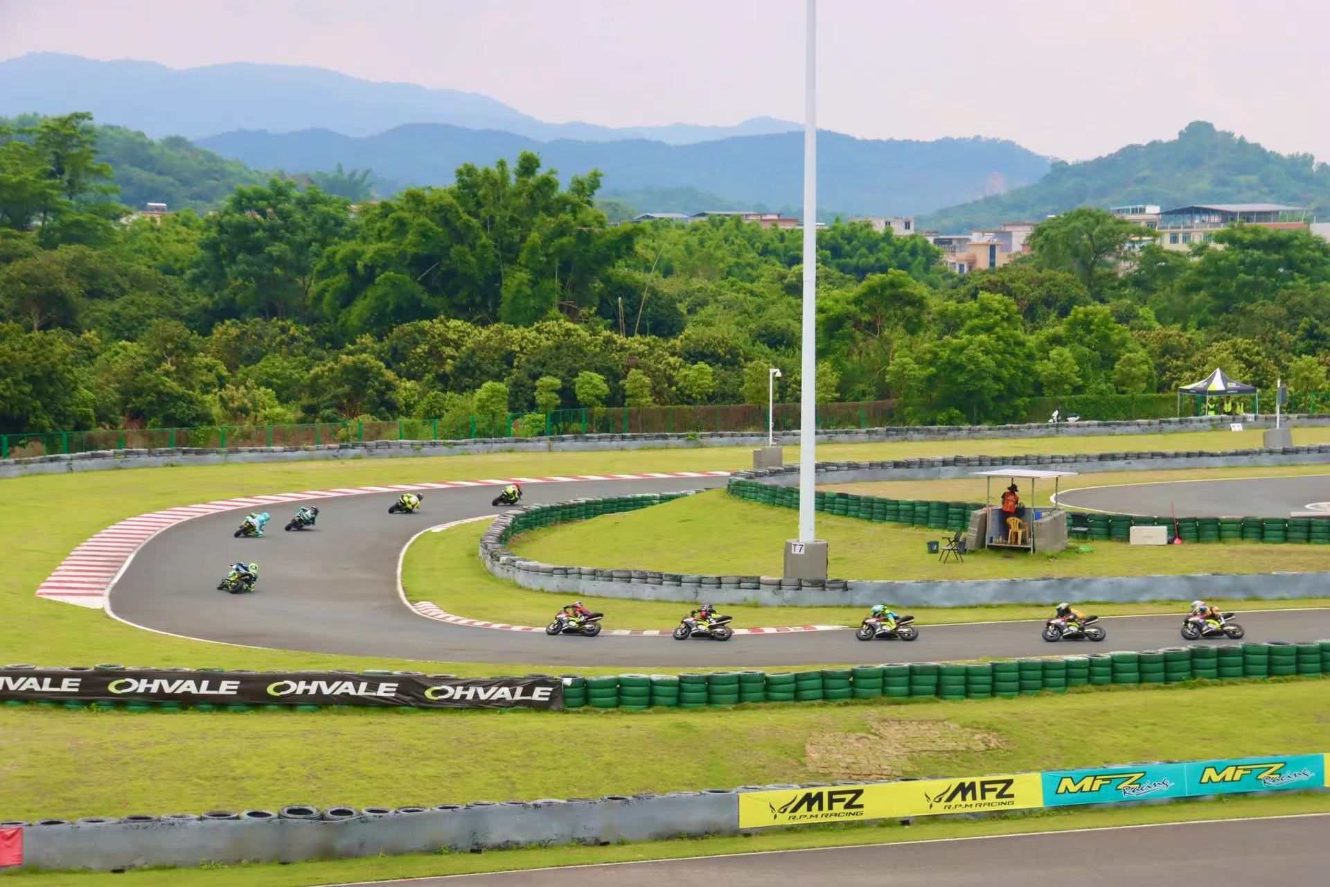 2025广州世界超级之星杯国际青少年摩托公开赛在从化盛大开幕_fororder_图片2