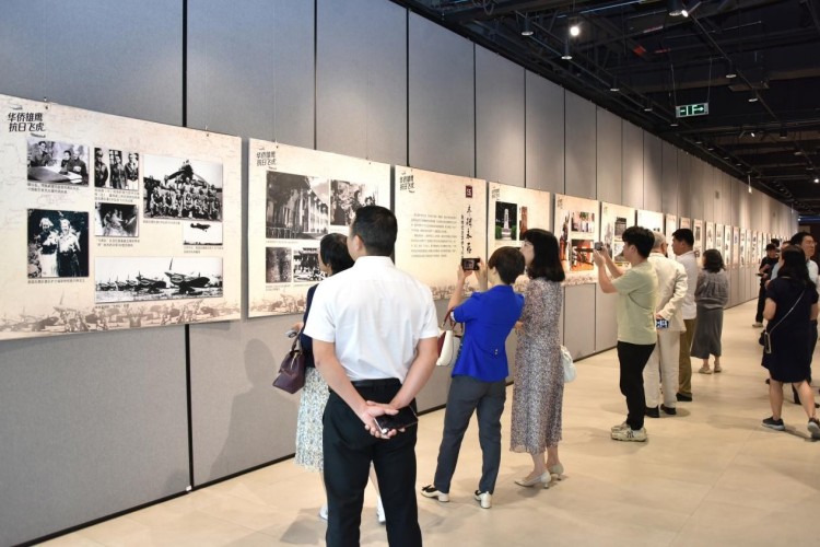 铭记历史，传承精神——番禺侨界纪念抗战胜利80周年华侨飞行员专题图片展隆重开幕_fororder_6
