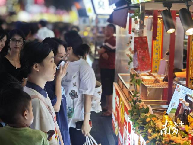 魅力新华：老与新的辩证法