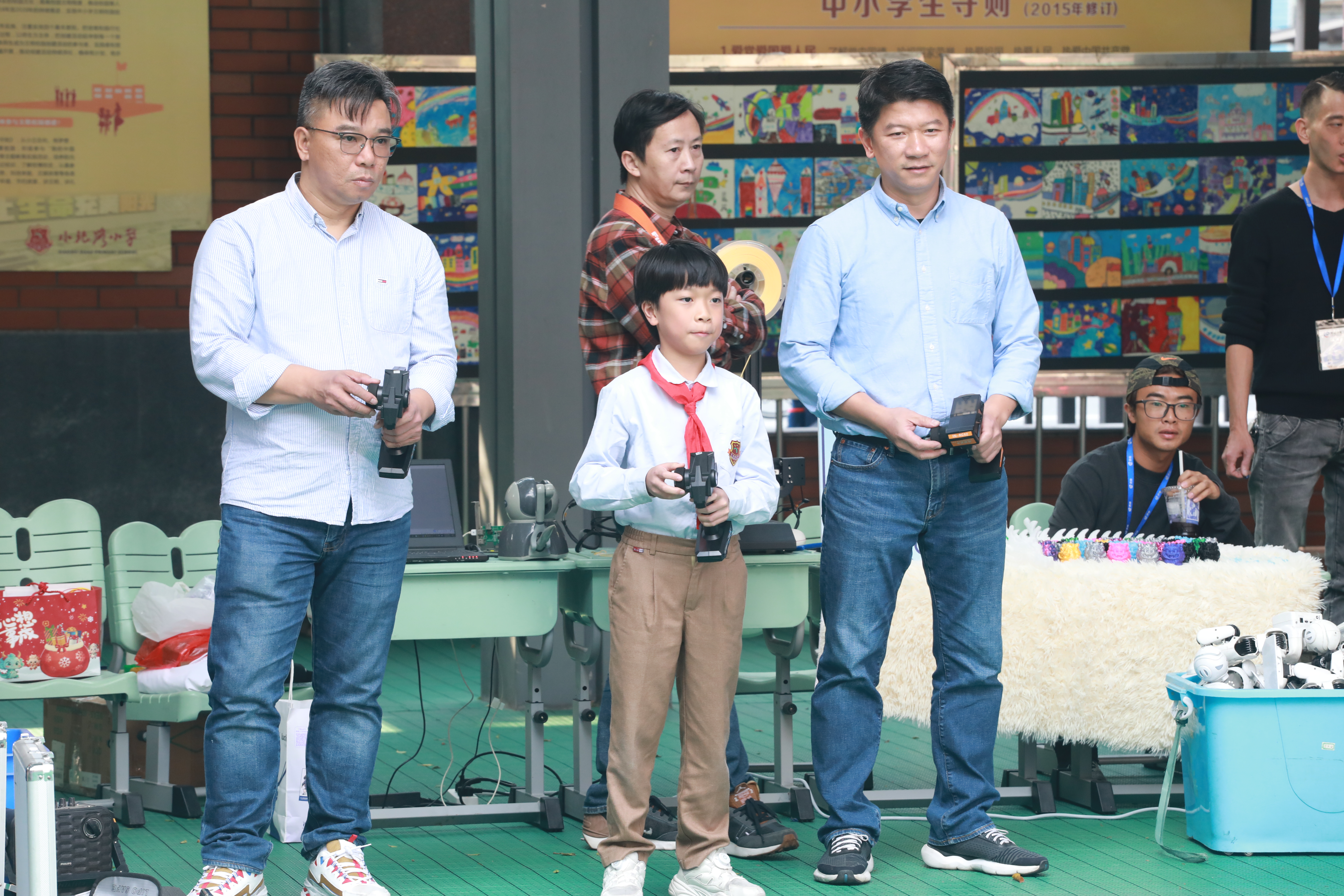 广州小北路小学科技节闭幕 创新火花照亮未来之路