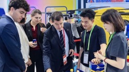 六盘水刺梨“链”上国家级平台 链博会专题推介促成京黔企业多项签约