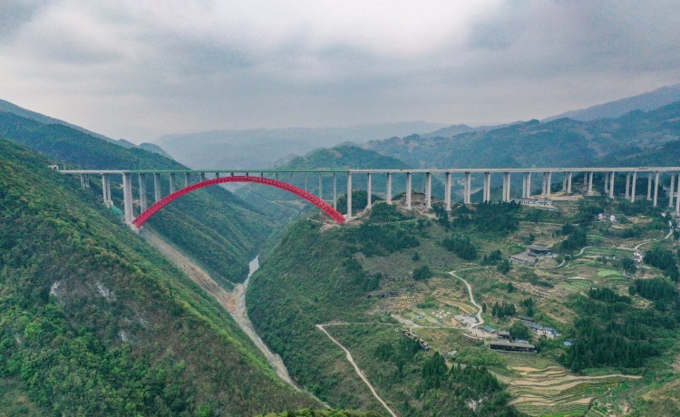 贵州桥：跨越山川的美丽画卷