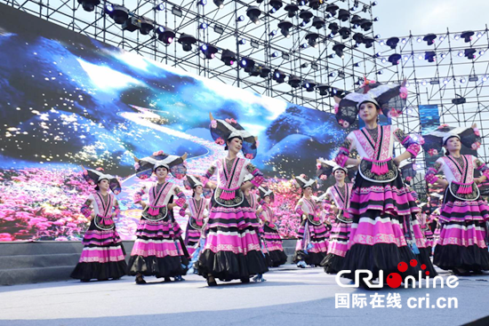 贵州省2025年“移风易俗树新风 文艺宣传走基层”活动在野玉海启幕_fororder_图片8