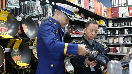 贵州镇远开展冬春季节消防安全检查 筑牢安全“防火墙” 贵州镇远开展冬春季节消防安全检查 筑牢安全“防火墙”_fororder_DSC01197.JPG