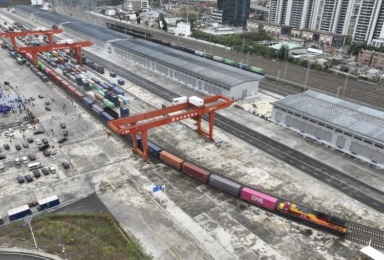 直达全球144个国家及地区 贵阳国际陆港“朋友圈”越扩越大