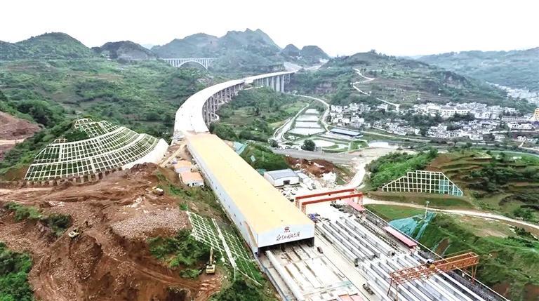 来自安盘高速建设工地的报道——龙场村内有“龙场”_fororder_微信图片_20250604095745