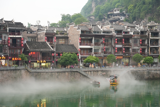 贵州镇远：“五一”旅游新亮点 多彩活动迎客来_fororder_DSC01319.JPG