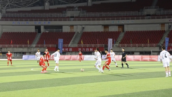 &ldquo;羊肉粉队&rdquo;VS&ldquo;烙锅队&rdquo; 贵州村超六盘水赛区首战打响_fororder_222