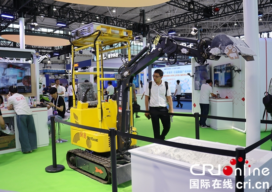 2025数博会 | 乘“数”而上 贵阳贵安大数据产业集群不断壮大_fororder_图片3