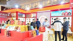 共赴酱酒新路 仁怀产区抱团亮相2026“春糖”