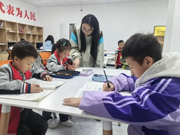 贵州正安:呵护“一老一小” 托起“朝夕美好” 贵州正安:呵护“一老一小” 托起“朝夕美好”_fororder_3333