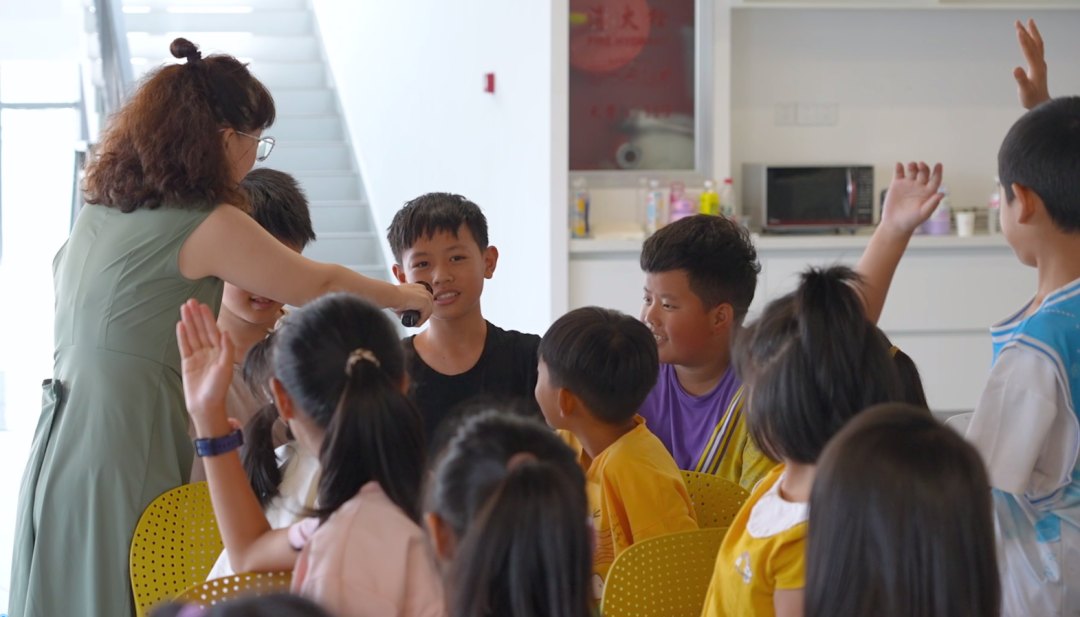 书香贵阳入乡村 农家书屋童趣多