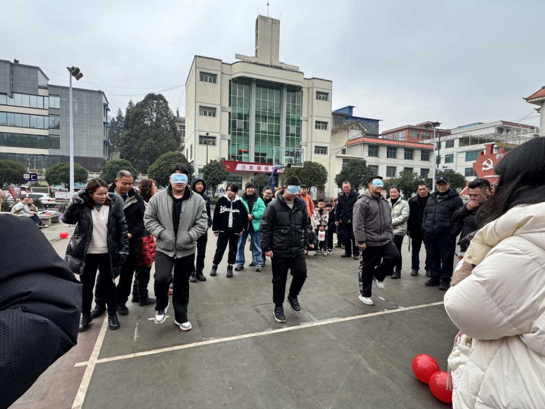 六盘水市钟山区汪家寨镇：文明实践添“年味”，多彩活动迎新春
