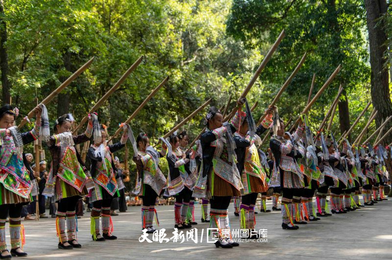 惊艳！贵州民俗文化火爆出圈，非遗瑰宝化身流量密码