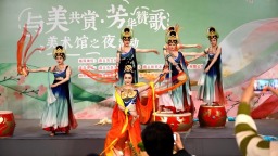 贵州遵义：以夜为媒，让美术馆“活”起来！