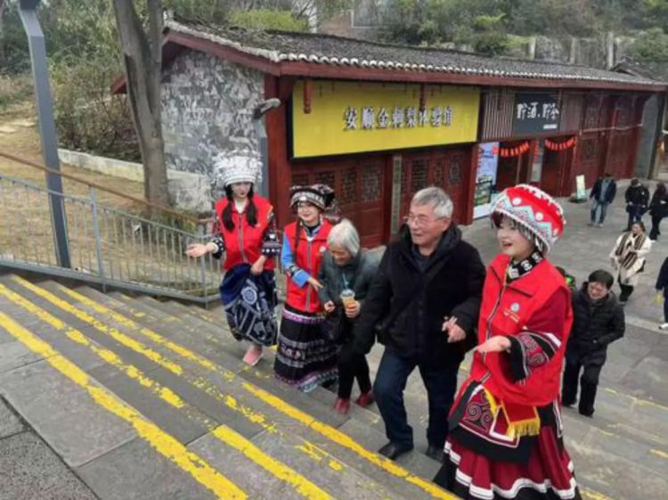 贵州安顺：聚焦三大要素 推动旅游业高质量发展_fororder_cedb3c25a6c743ffaa0e98b326af205c