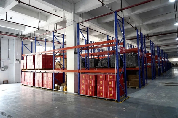 贵州都匀：物流电商积极备战“双十一”_fororder_4