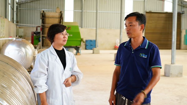 贵州丹寨：科技特派员精准服务 助力产业提质增效_fororder_DSC00795.JPG