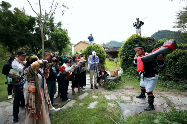 粤贵花开在黔南 | 协作添力，绘就荔波文旅新画卷_fororder_4