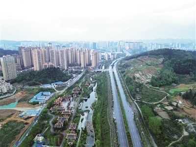 贵州毕节：载文明而驰沐新风前行_fororder_20250513171017jlmnk8_b