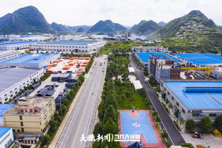 做强“飞起来的贵州造”｜“工业大县”调研行之安顺平坝区_fororder_1