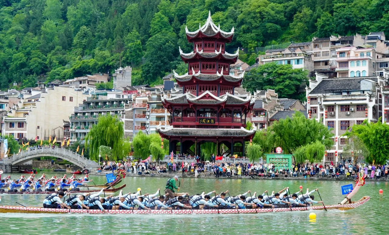 你有多久没去镇远了？这个周末 龙舟盛宴邀你共赴山水之约！