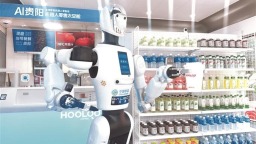 机器人零售太空舱在贵阳十处地标同时亮相—— AI店长背后的贵州算力