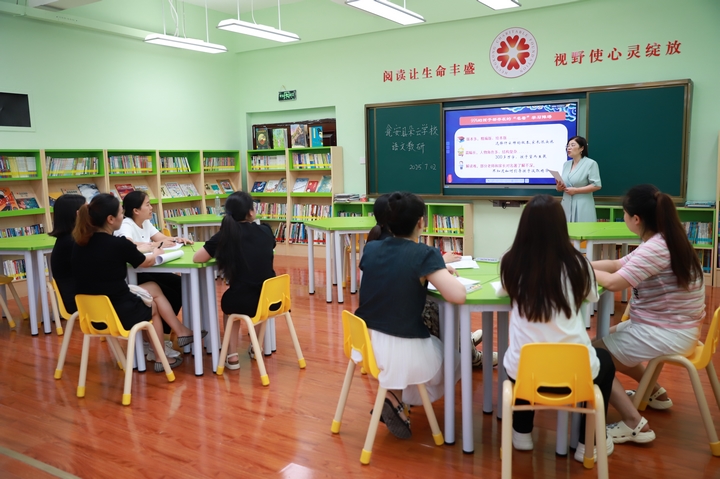 山海“点灯人”：托举每朵云找到自己的上升气流