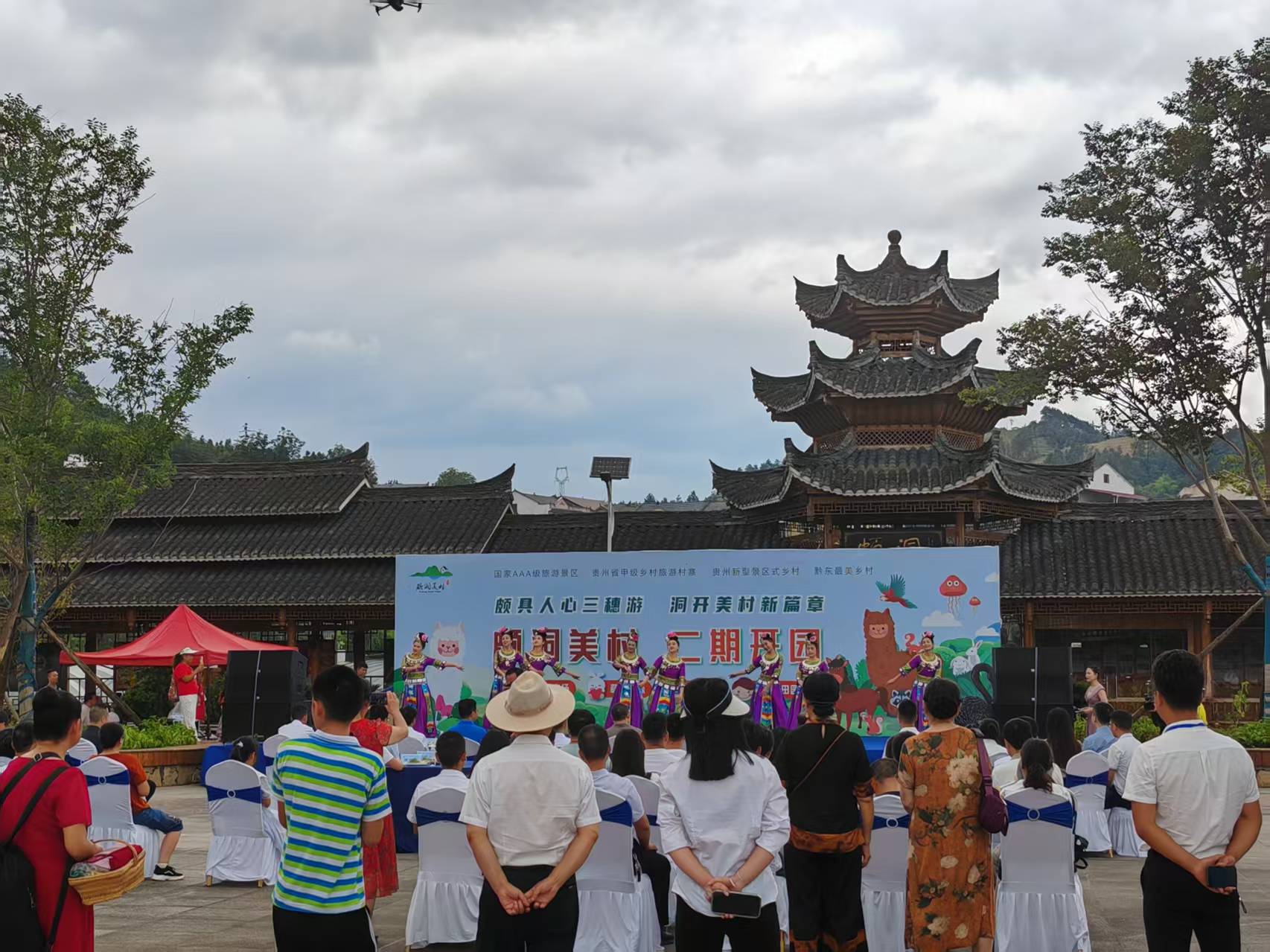 驻村帮扶干部罗杰文：一颗赤诚初心 绘就乡村振兴画卷_fororder_17447696895582