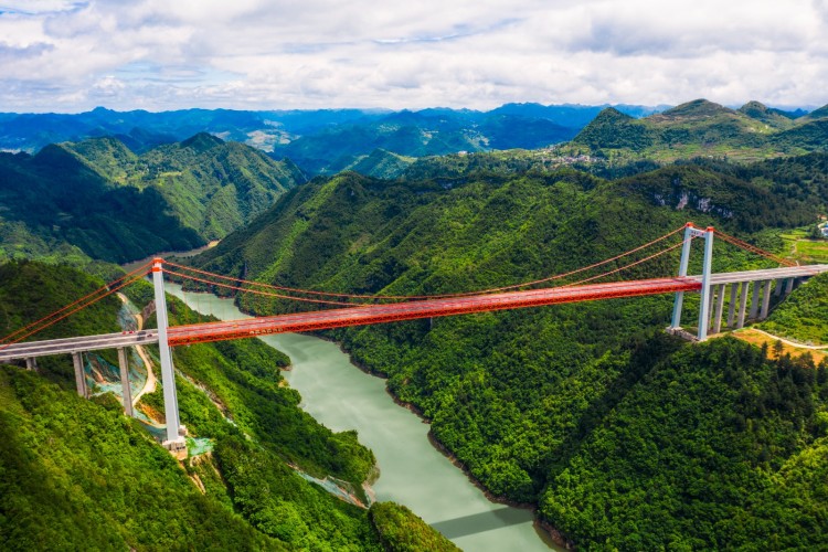 贵州桥：跨越山川的美丽画卷